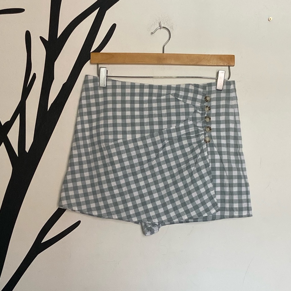NWT F21 mod gingham wrap skirt shorts combo